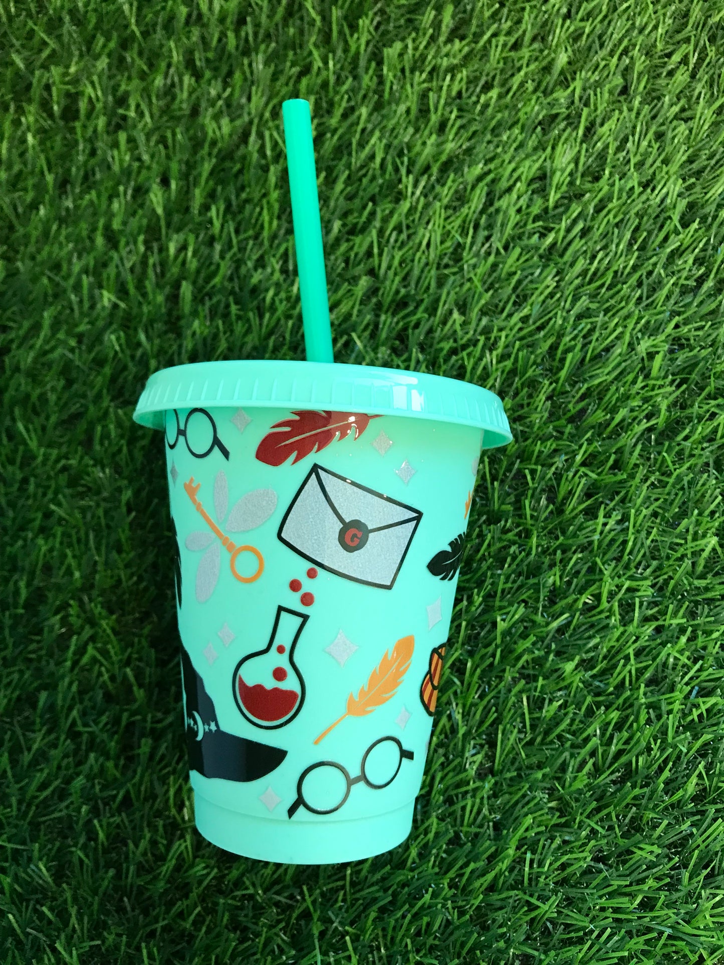 HP Logos (Mint) 16oz