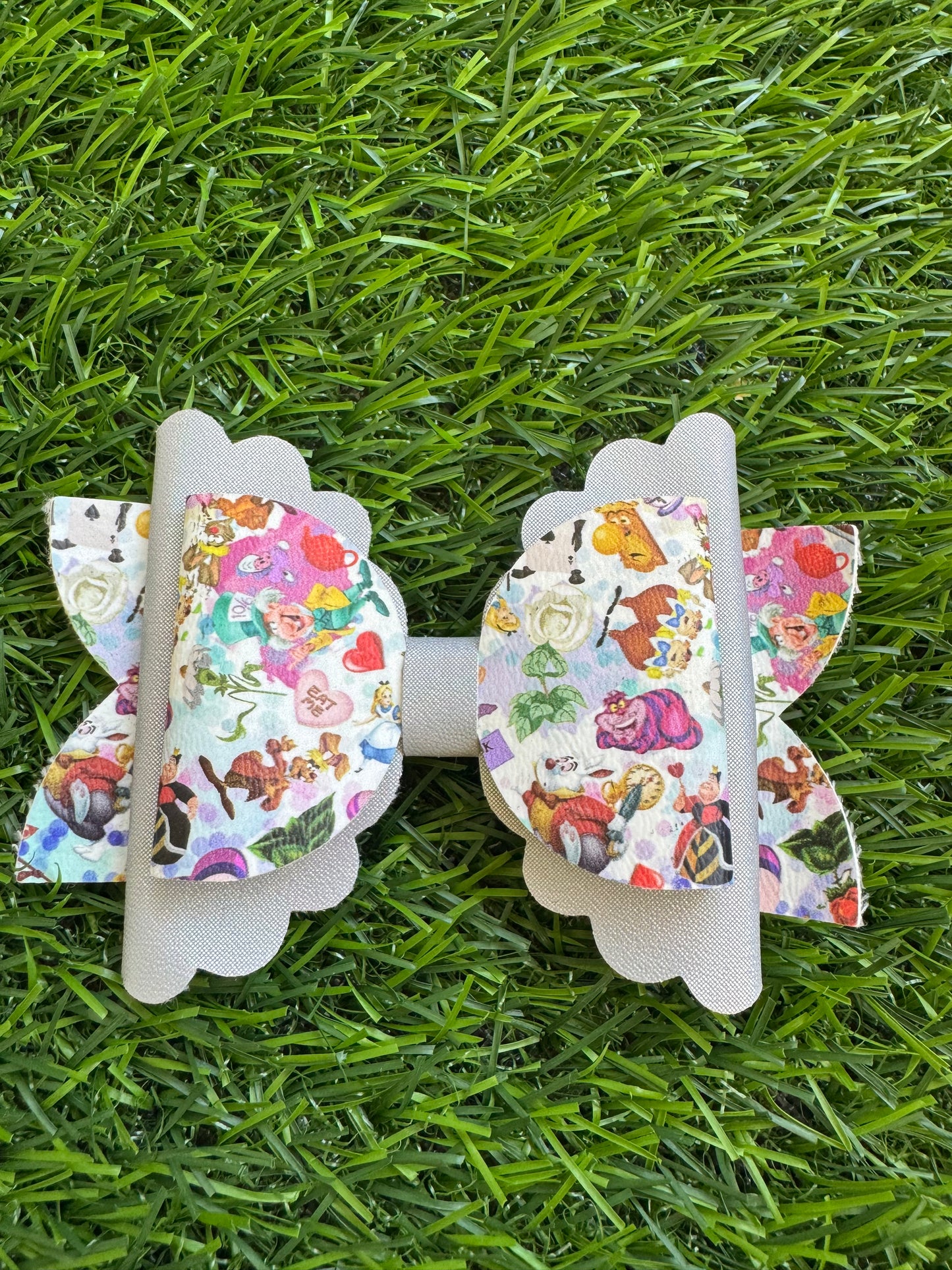 AIW Bow- Silver