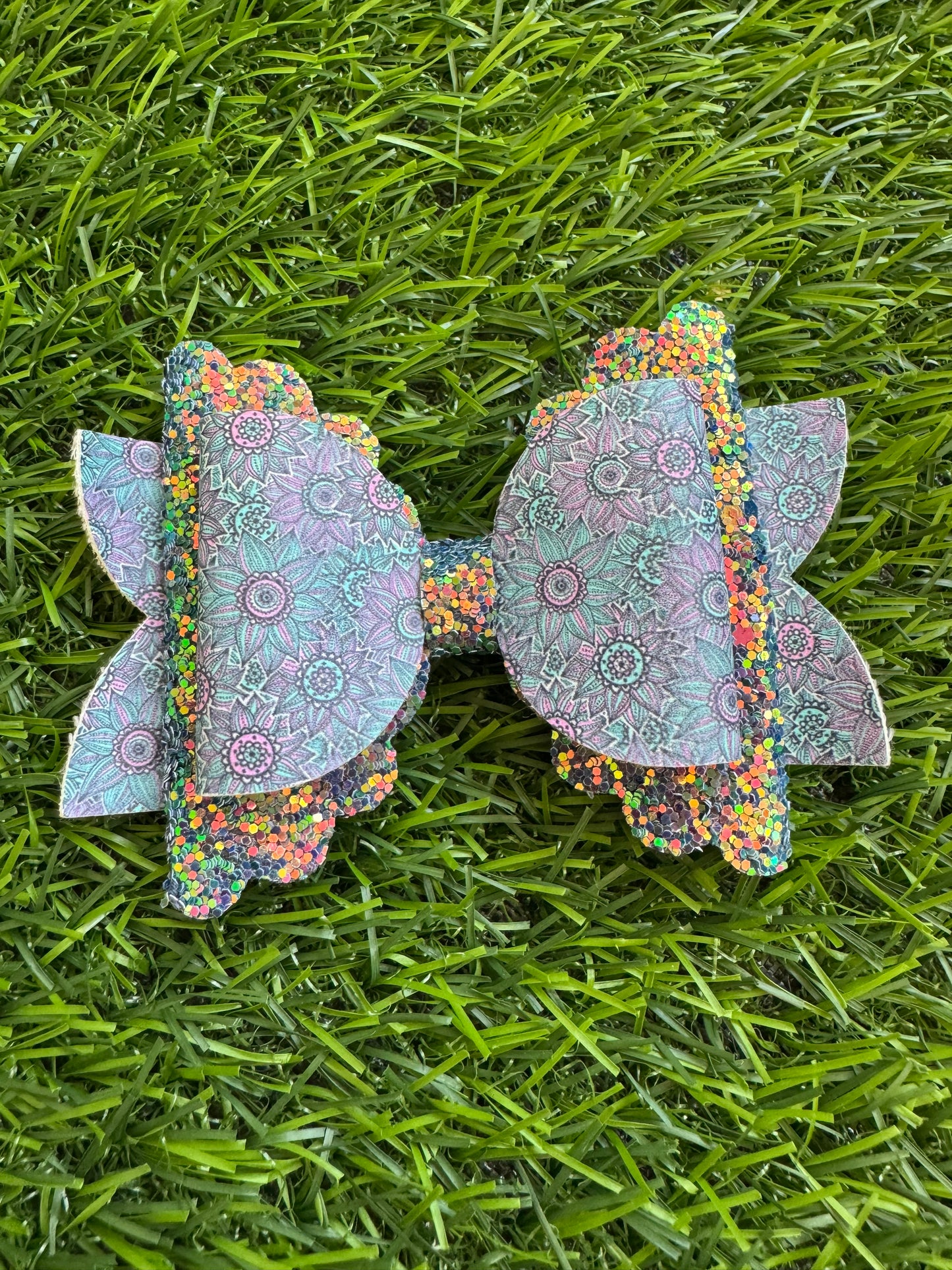 Mandela Flower Bow